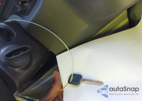 2011 Ford E-350 Super Duty Xlt from USA, damaged, VIN 1FBSS3BL3BDA20237